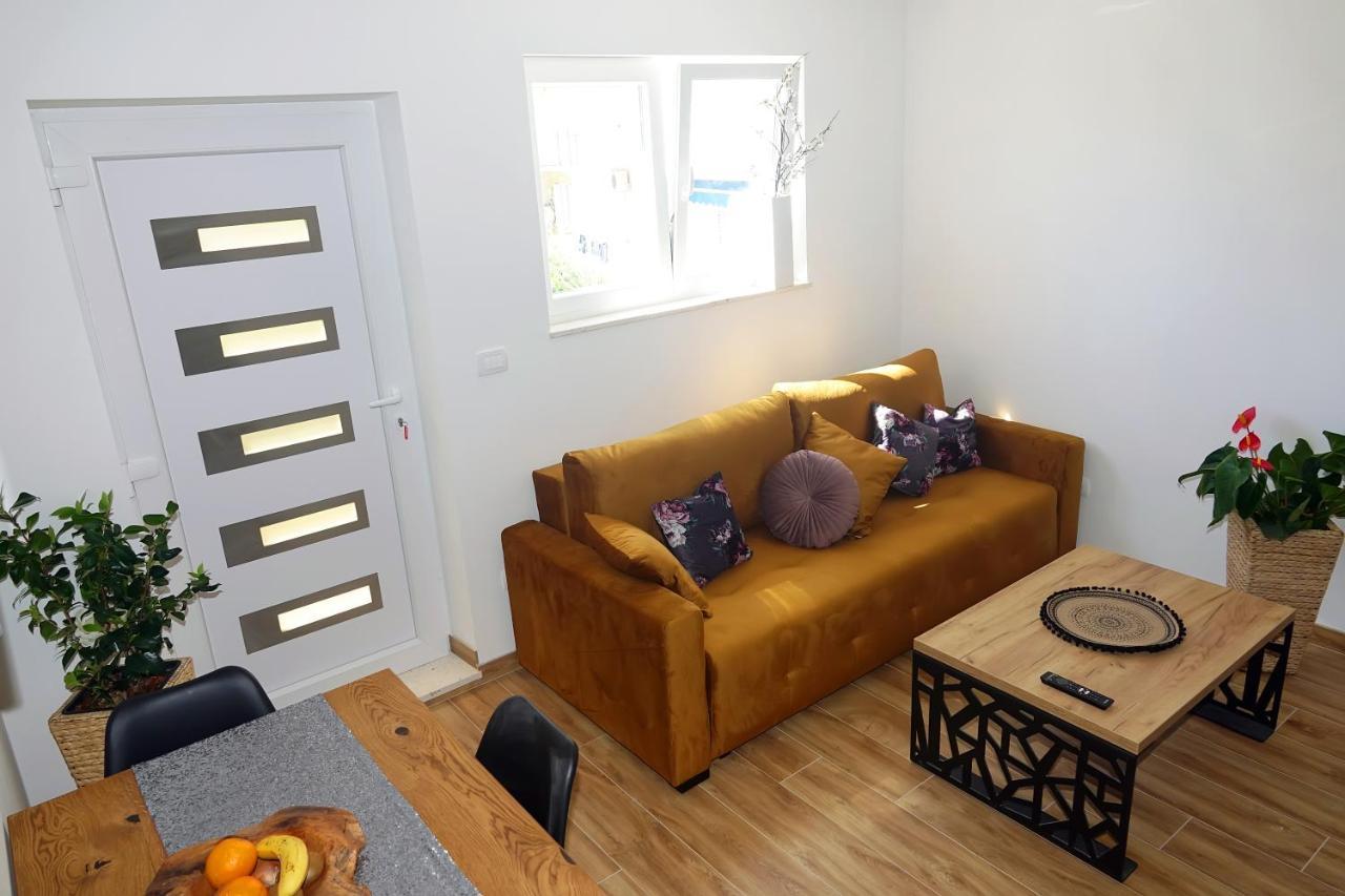 Apartments Rosemary Makarska Exterior foto